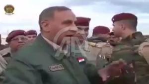 El ministro iraquí de Defensa de aquel entonces visita el campo de Bashiqa