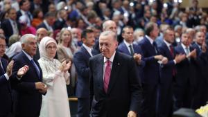 Erdogan: “Tenemos mucho trabajo por hacer para este país”