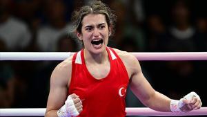 Olímpicos de Paris 2024: Esra Kahraman conquistou o bronze no boxe