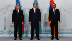Азербайжан менен Армениянын тышкы иштер министрлери жолугушту