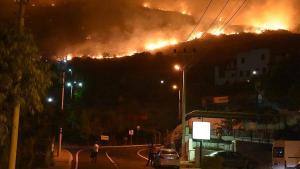 آتش سوزی مهیب در کالیفورنیای آمریکا