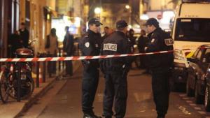 پیرس میں چاقو زنی کا واقعہ ،1 شخص ہلاک دو زخمی