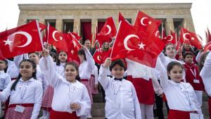 Turkiya bugun «Milliy mustaqillik va Bolalar bayrami»ni nishonlamoqda