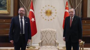 トルコからの支援の手 トルコ赤新月社 アフリカの水不足を井戸を掘削して解消に取り組む