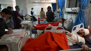 تعداد قربانیان حمله انتحاری در پاکستان افزایش یافت