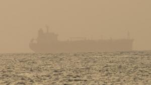 伊朗在波斯湾扣押一艘“燃料走私”船