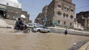 也门发生洪灾:14人丧生