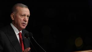 ئەردوغان ئاھىسكا تۈركلىرى سۈگۈنىنىڭ 79 - يىللىقى مۇناسىۋىتى بىلەن  ئۇچۇر ھەمبەھرلىدى