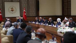 Συνάντηση Ερντογάν με μουσουλμάνους ηγέτες της κοινής γνώμης