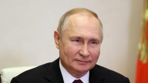 Putyin:nő a nukleáris háború veszélye