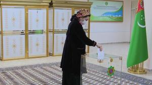 مردم ترکمنستان روز یکشنبه به پای صندوق‌های رای می‌روند