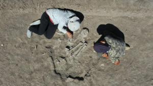 卡拉曼马拉什出土距今7600年的女性骨骸