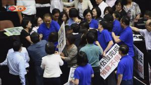 کتک کاری و جنجال در پارلمان تایوان