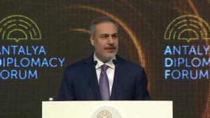 دیدارهای وزیر خارجه ترکیه در چارچوب سومین مجمع دیپلماسی آنتالیا