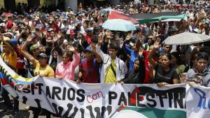 فرانس، وینزویلا اور امریکہ میں فلسطین کے حق میں طلبا ء کے مظاہرے