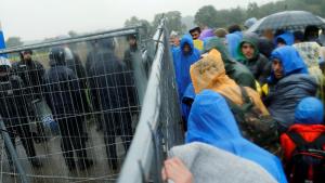 Egyre több erőszakot alkalmaznak az EU külső határain a bevándorlókkal szemben
