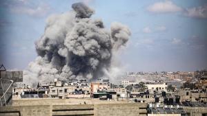 Israel bombardeia Rafah: 82 mortos nas últimas 24 horas