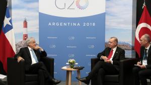 Erdogan se reúne con el presidente de Chile en Buenos Aires