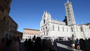 Milano 1 gennaio scatta il divieto di fumo in strada