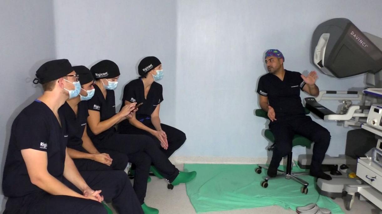 پزشکان خارجی برای آموختن تکنیکهای جراحی به ترکیه می‌آیند