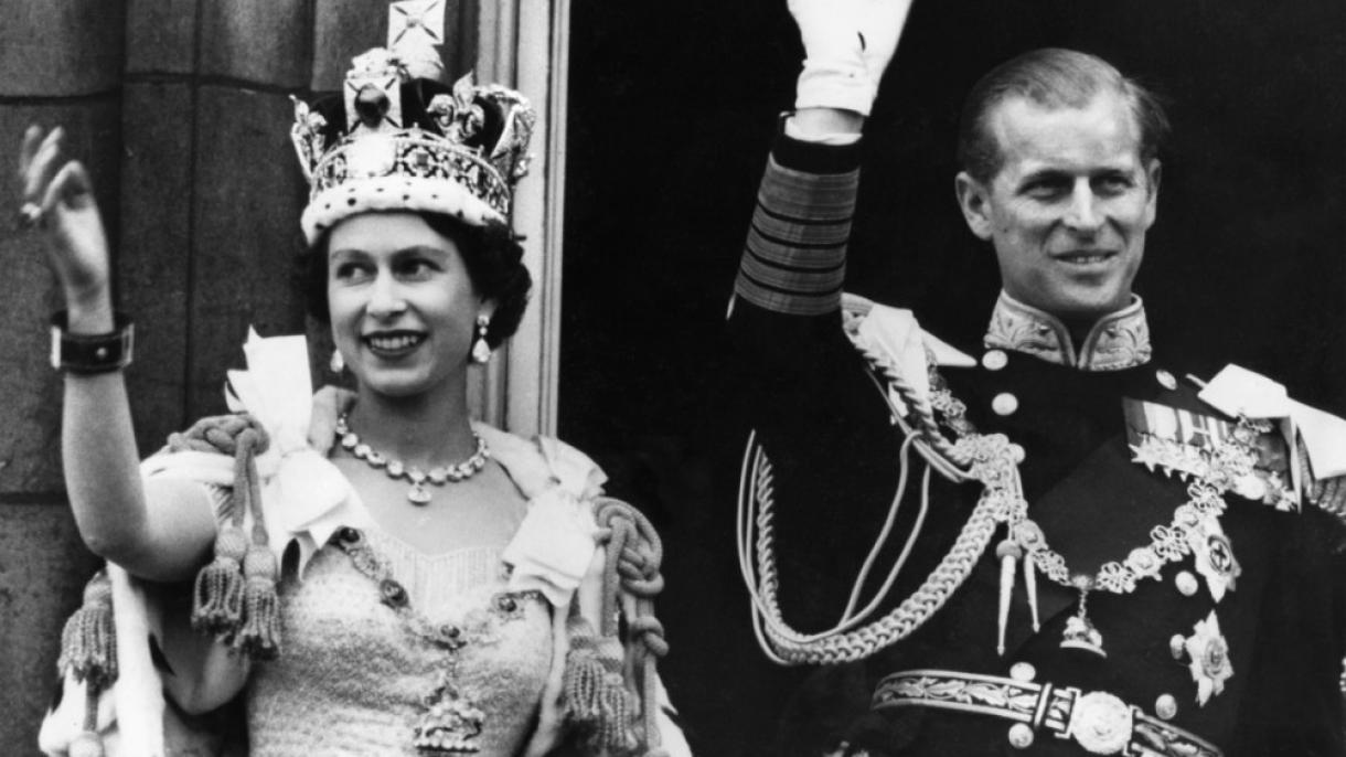 Elárverezik Erzsébet királyné eljegyzési képét