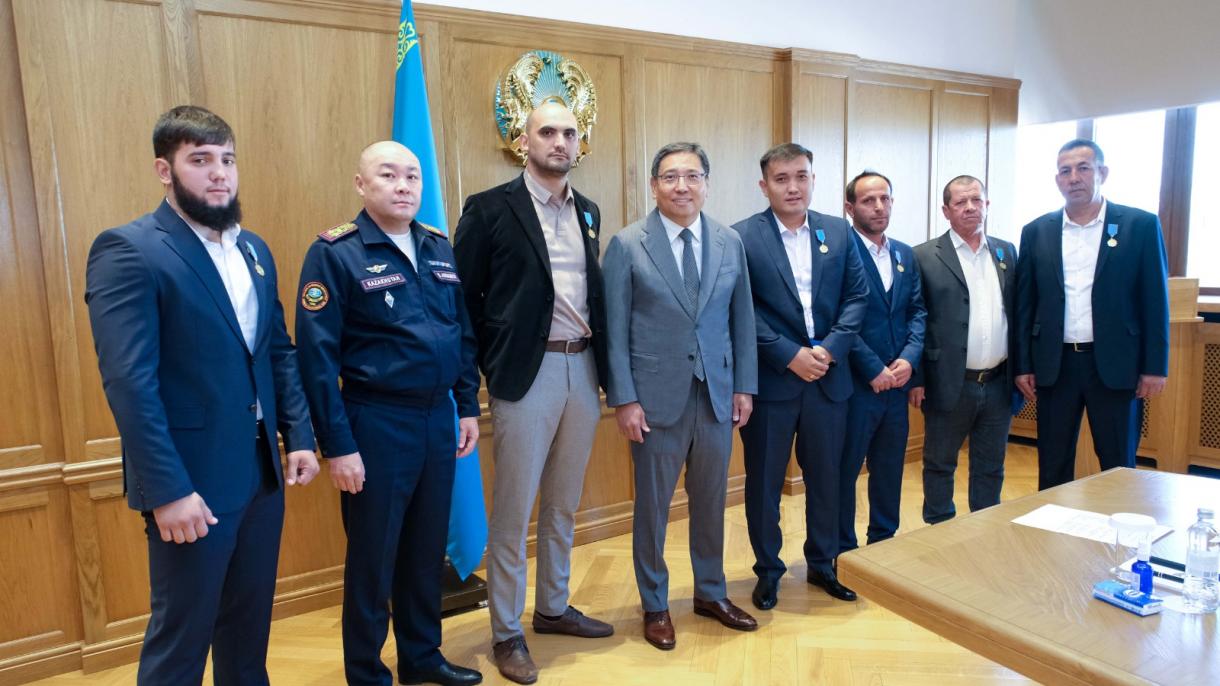 Doi cetățeni turci distinși cu medalii de stat acordate de Kazahstan