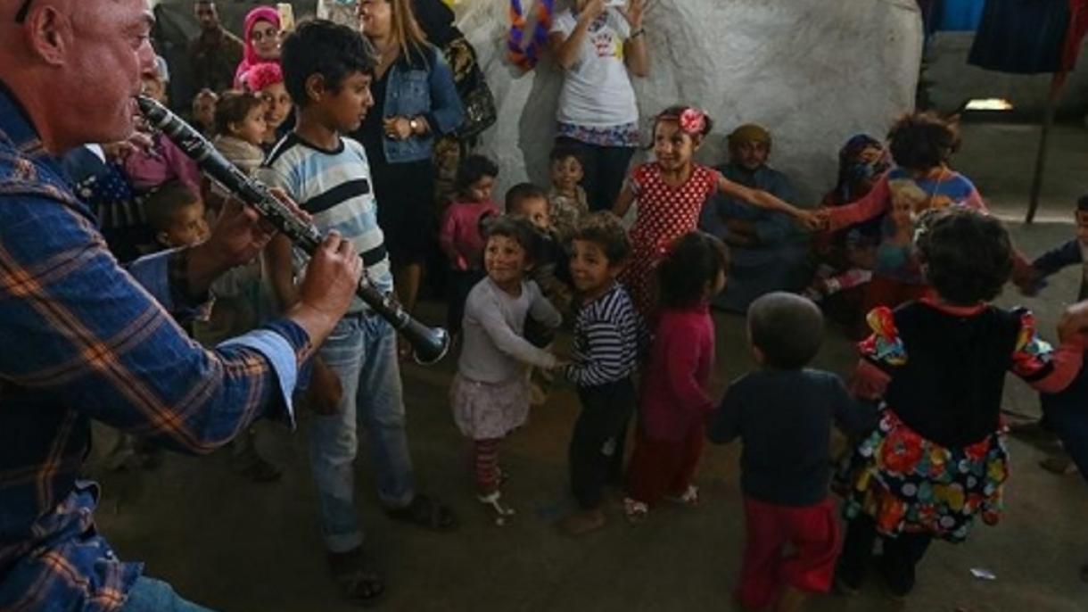 Los niños sirios cantaron en 10 idiomas