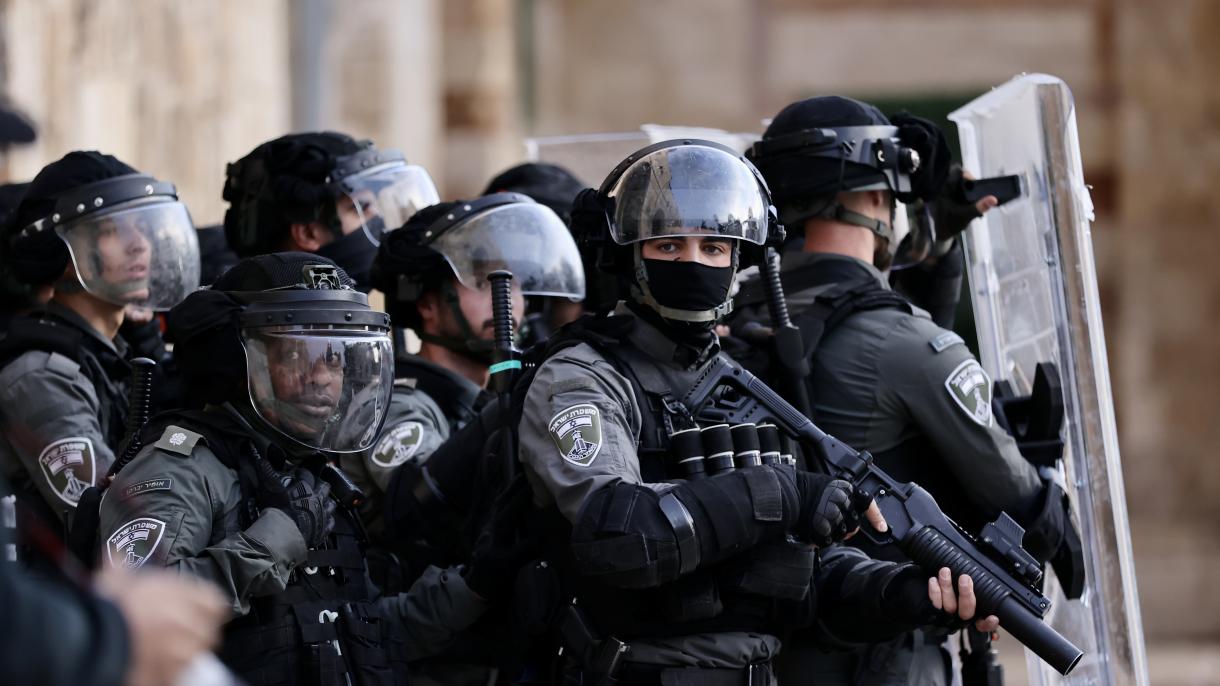 Izraelska policija ponovo napala na vjernike u svetoj džamiji Al-Aksa