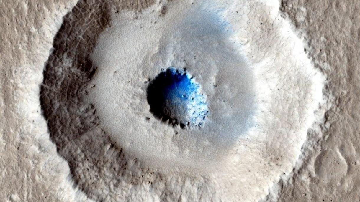 科学家在火星发现巨大液态湖