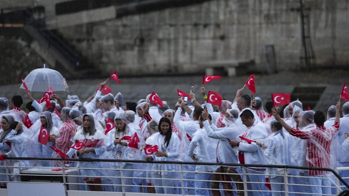 paris yaz olimpiyatlari acilis1.jpg