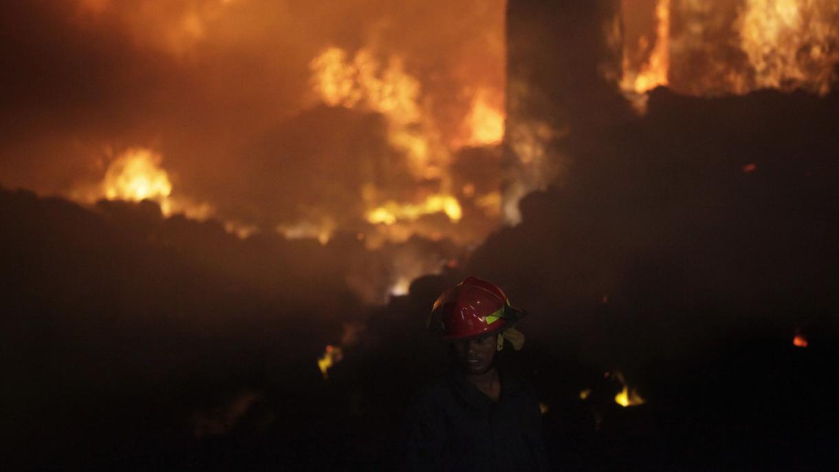 Pelo menos 22 mortos em incêndio em Bangladesh