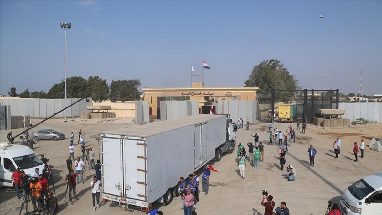 کامیون‌های حامل مواد سوختی از گذرگاه مرزی رفح وارد غزه شدند
