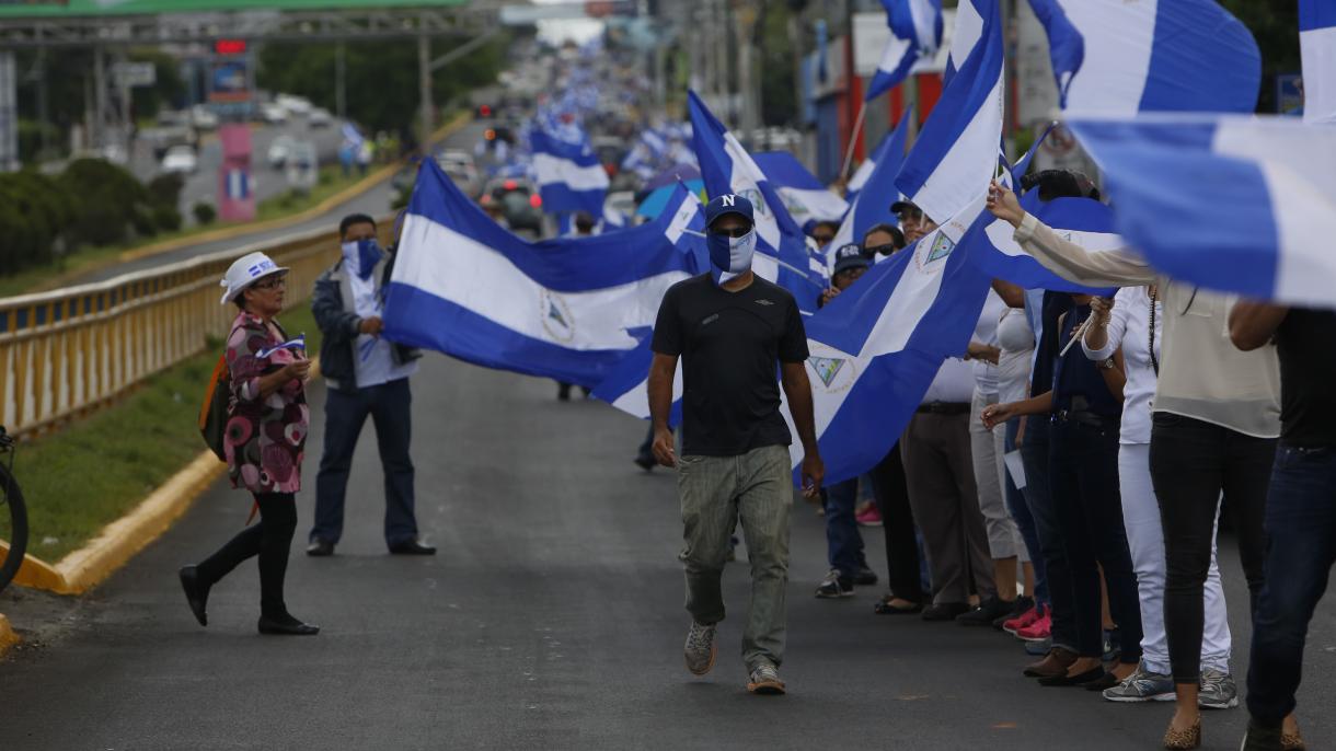 Destituição de médicos de manifestantes exacerba a crise na Nicarágua