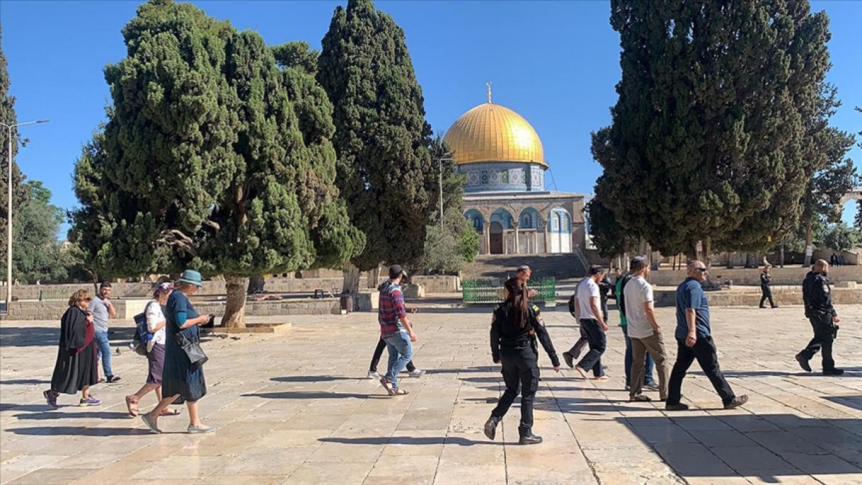 یورش یهودیان افراطی به صحن مسجد الاقصی