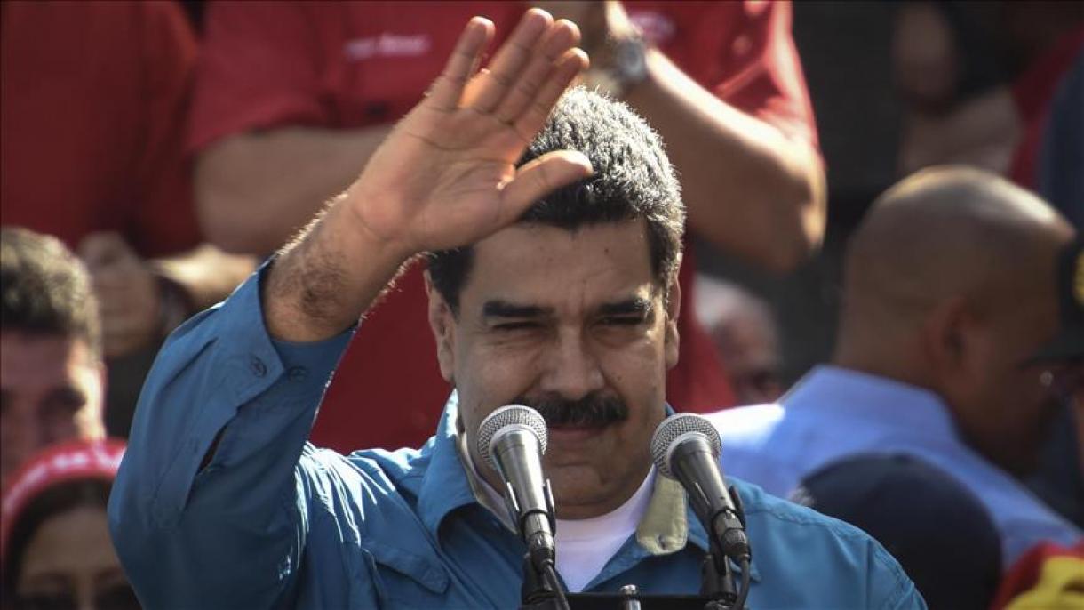 Maduro llega a China para tratar temas comerciales y energéticos