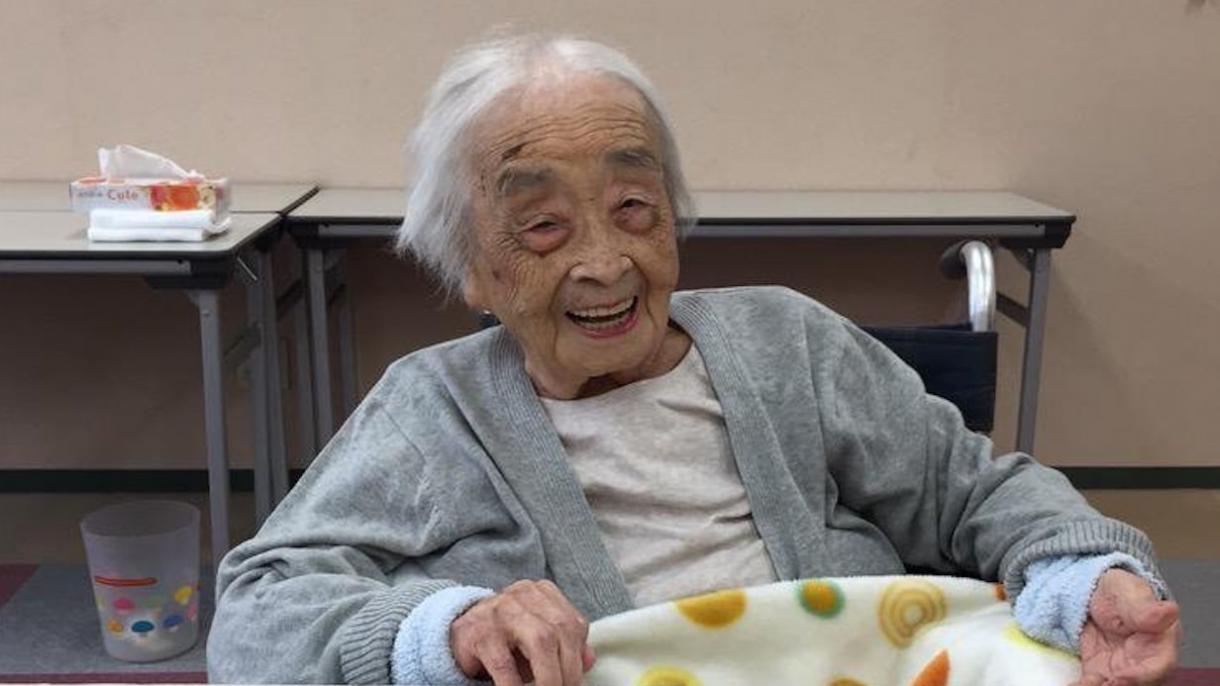 ひらがな カタカナ ニュース せかい で いちばん としうえ の ひと が なくなった ひらがな カタカナ ニュース せかい で いちばん としうえ の ひと が なくなった