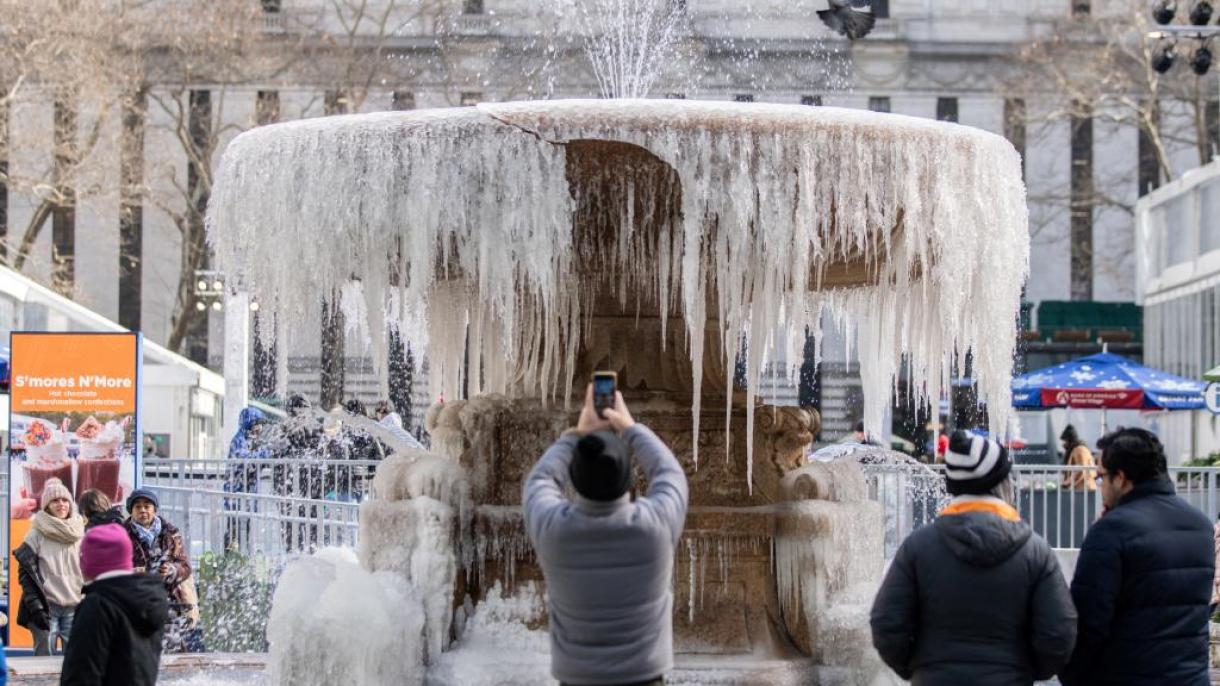 Temperaturas bajo cero prevalecen en EEUU