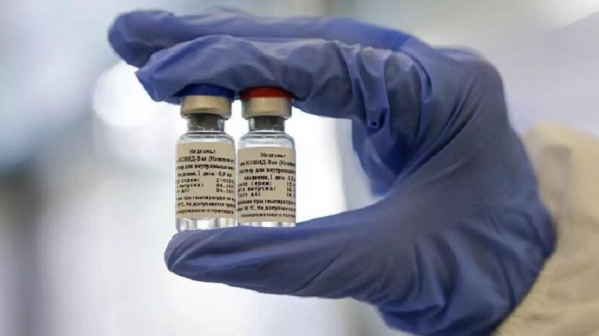 Pfizer e BioNTech anunciam que sua vacina Covid-19 é 90% eficaz