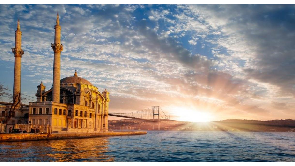 İstanbulğa küpme turist kilä?