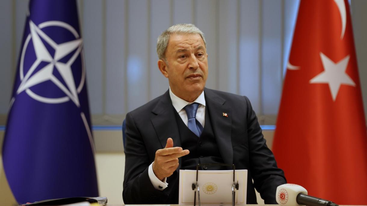 Hulusi Akar: "PKK-dakı İsveç istehsalı tank əleyhinə silahları soruşduq"