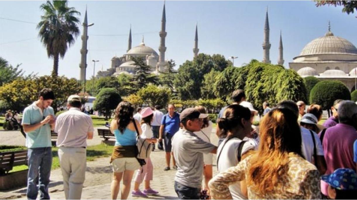 Bu il xarici turistlər Türkiyəyə axın edirlər