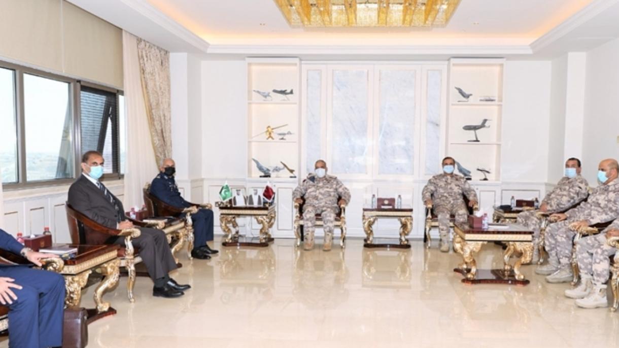 دیدار فرماندهان عالی رتبه قطری و پاکستانی