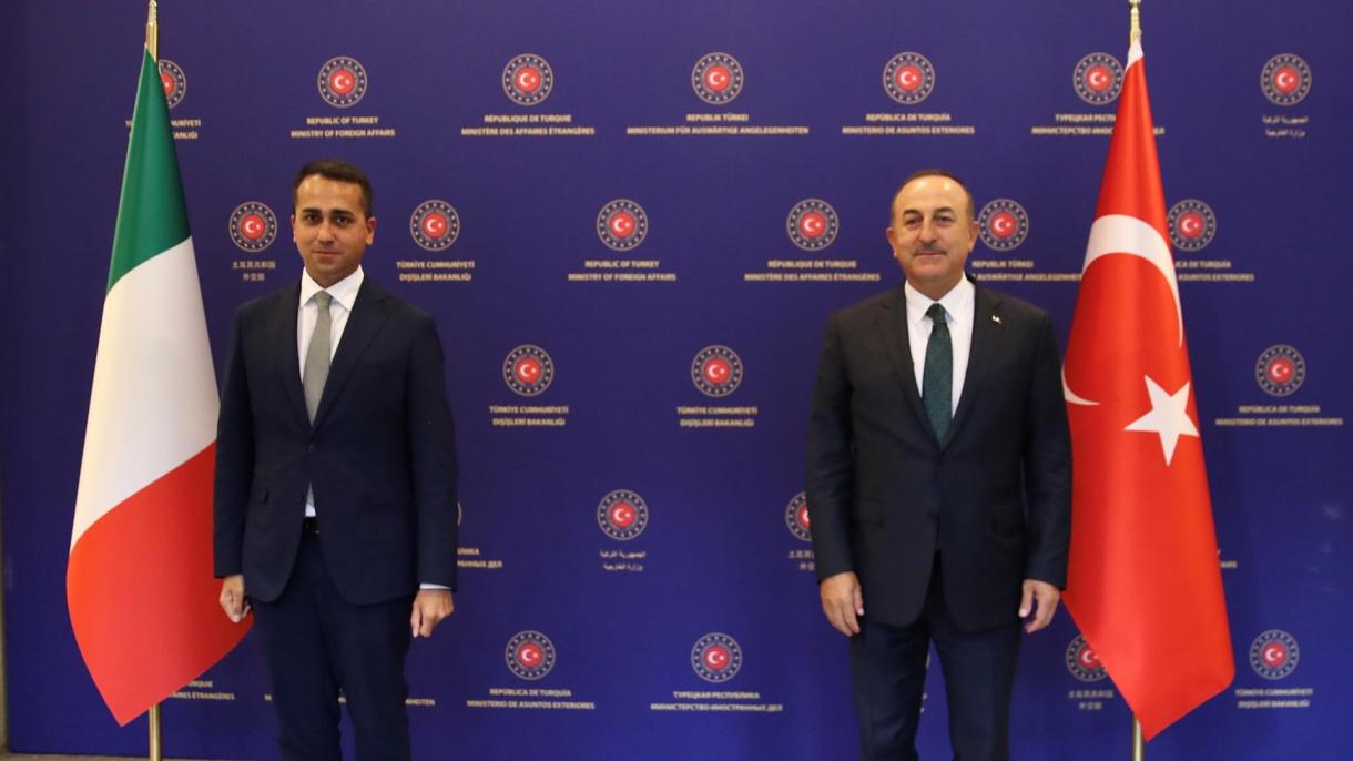 Çavuşoğlu y su homólogo italiano abordan la situación en Libia y el Mediterráneo Oriental