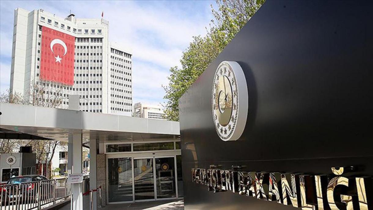 Türkiye condena la acogida de los miembros del YPG en el Senado francés