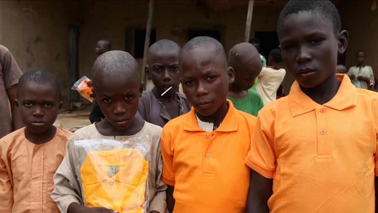 نائیجیریا: 12 ملین بچوں نے اسکول جانا بند کر دیا