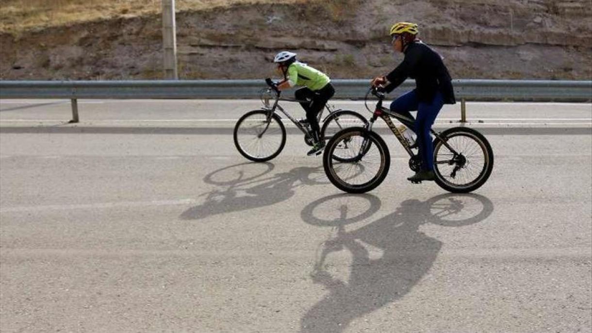کسب اولین مدال آسیایی در دوچرخه‌سواری زنان ایران