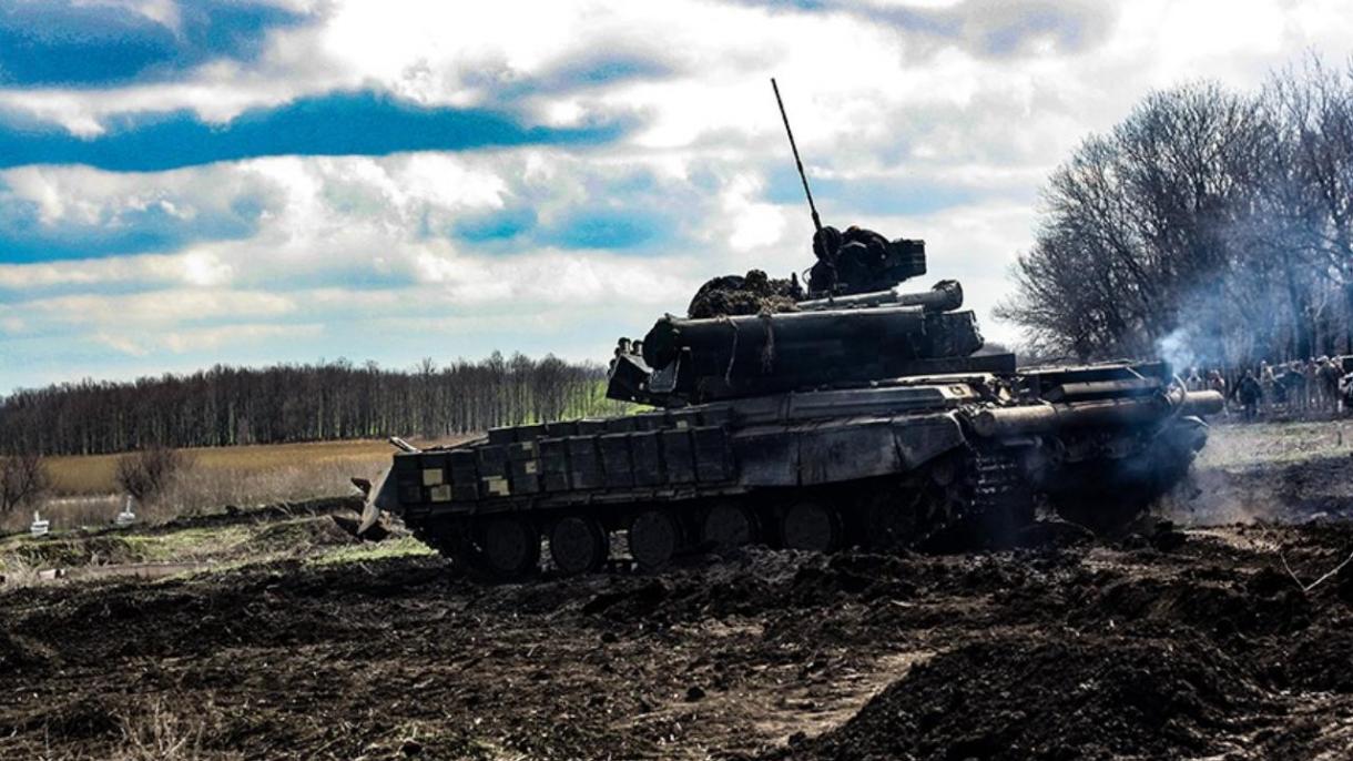 Franciaország: nem küldenek katonát Ukrajnába