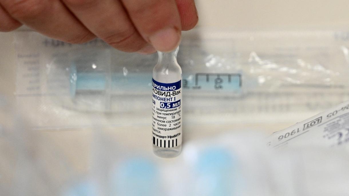 Европейската агенция за лекарства изследва руската ваксина Спутник В...