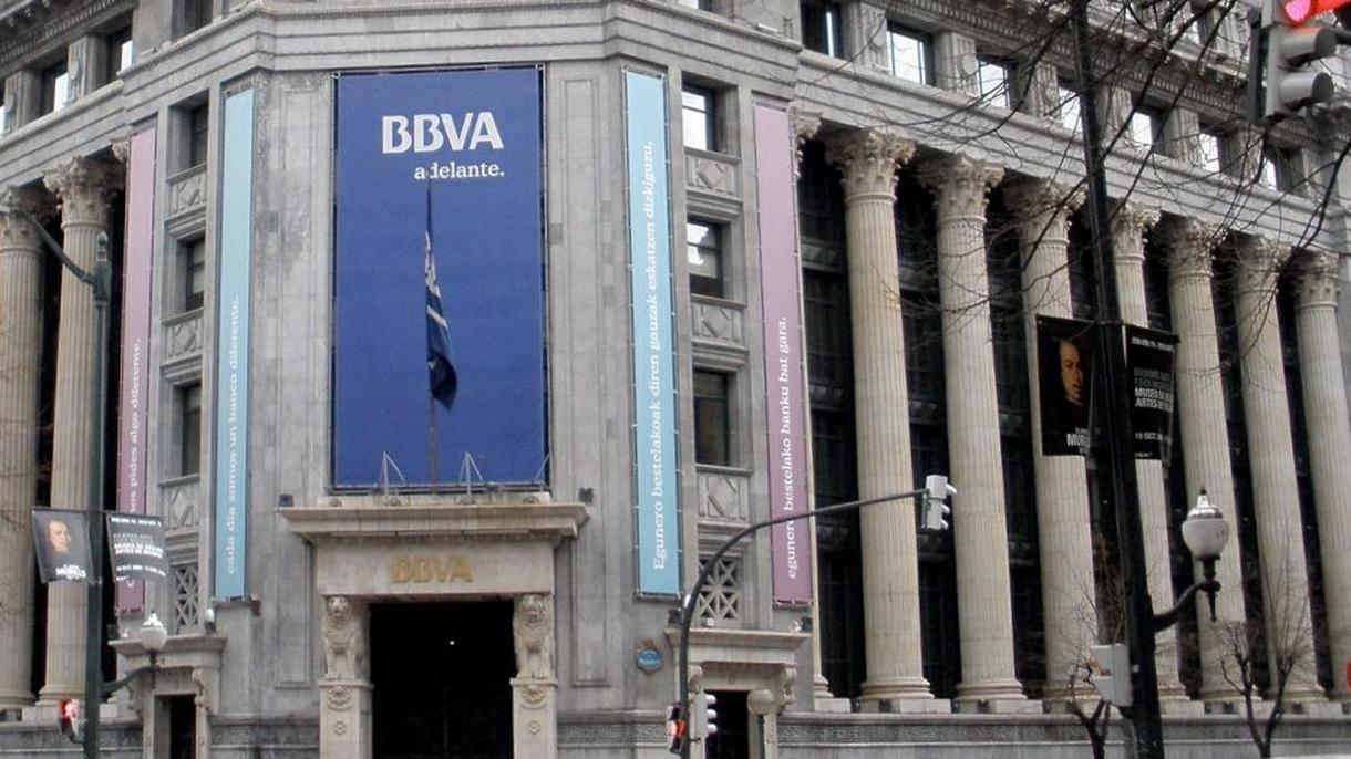 BBVA de España obtiene en México un 5,5% más en el primer trimestre
