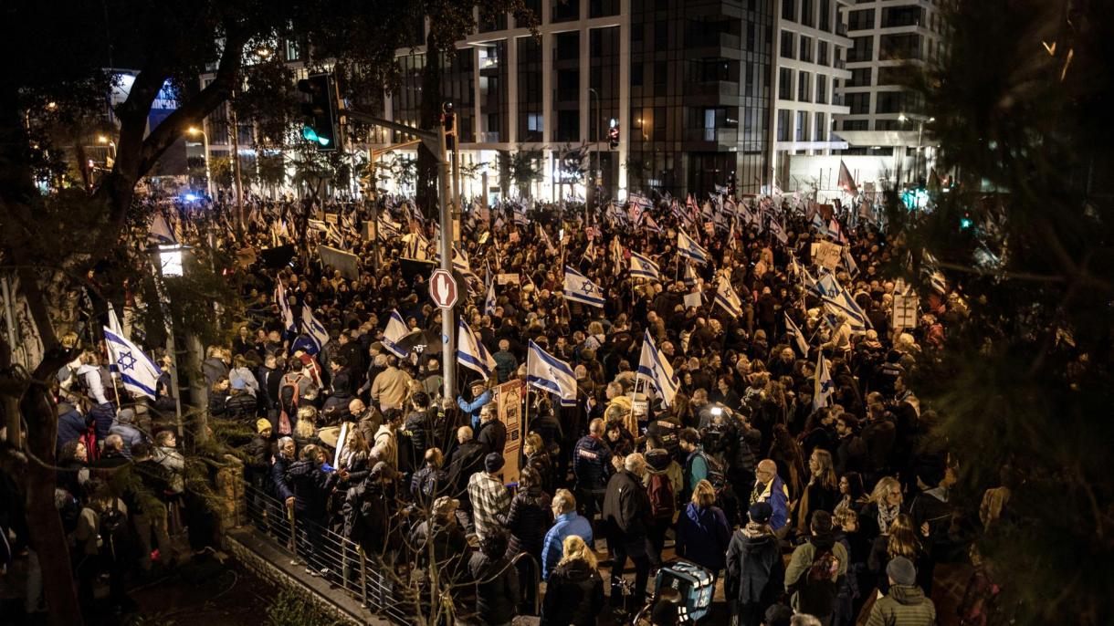 以色列各地爆发邀请政府辞职的抗议活动